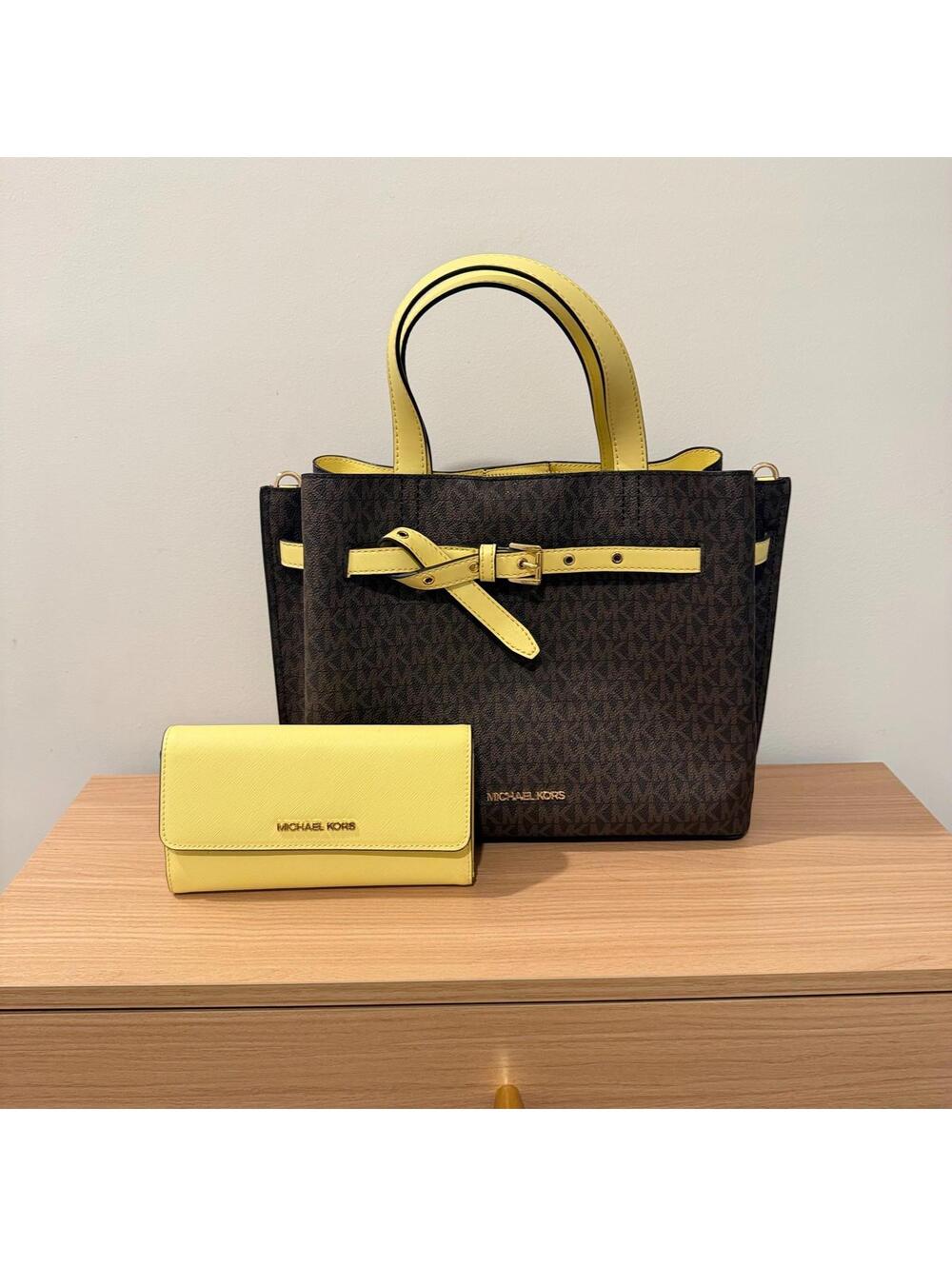 Michael Kors Emilia Large Satchel Brown Signature and Butter Cream & Wallet Set